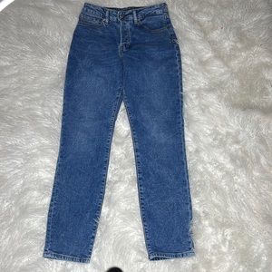 H&M size 6 mom ultra high waist jeans